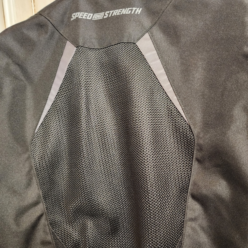 Black Performance Jacket for Men - image 5